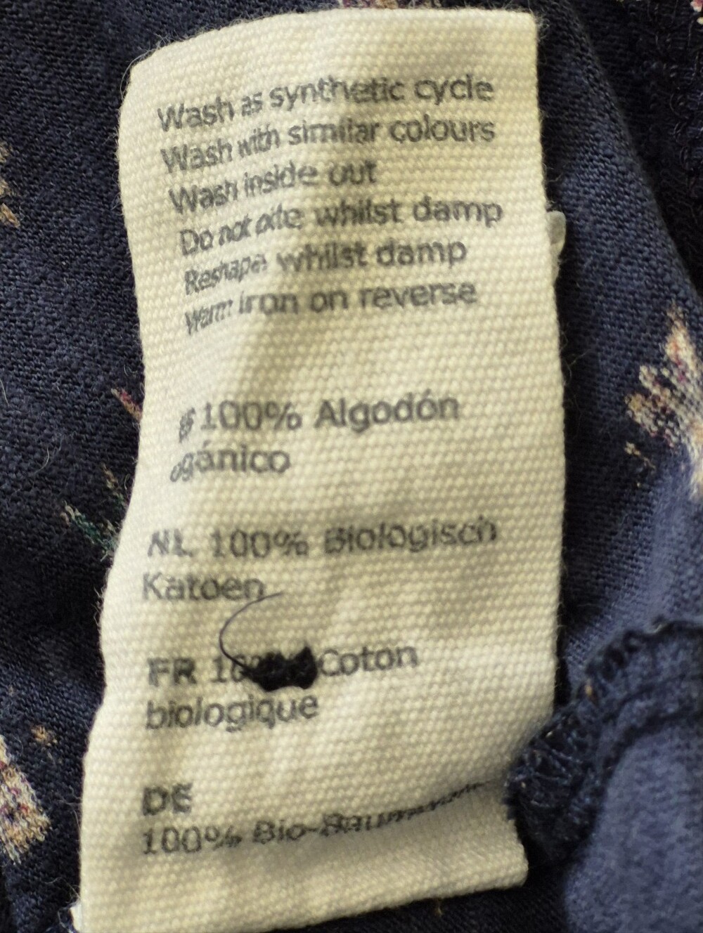 EUC Lily & Me Navy Floral Organic Cotton Jersey Blouse, US 6 - Picture 7 of 8